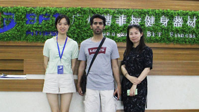 卡塔爾客戶(hù)來(lái)中國(guó)采購(gòu)博菲特健身房器材 